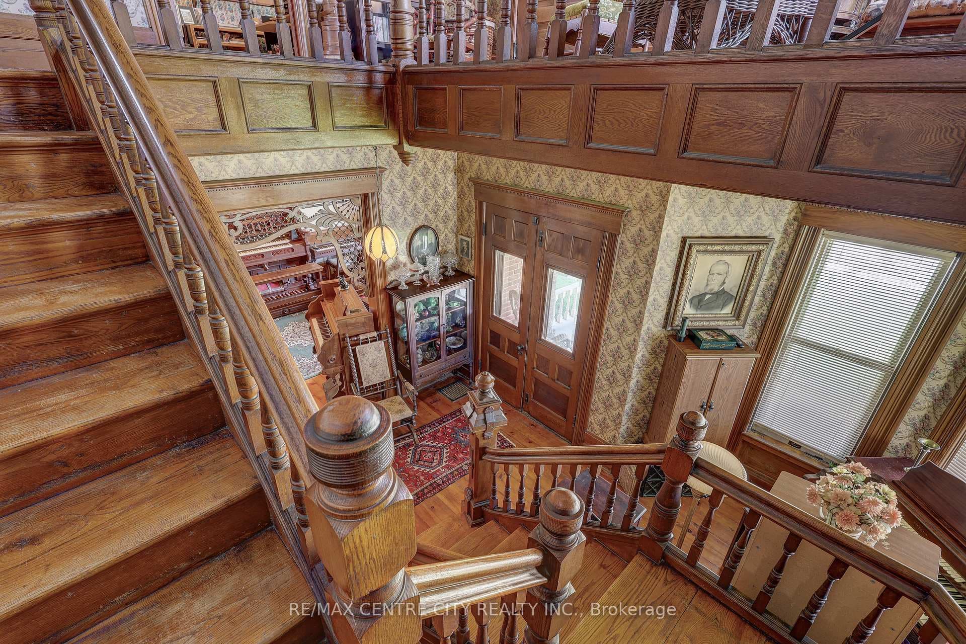 Now lets go upstairs