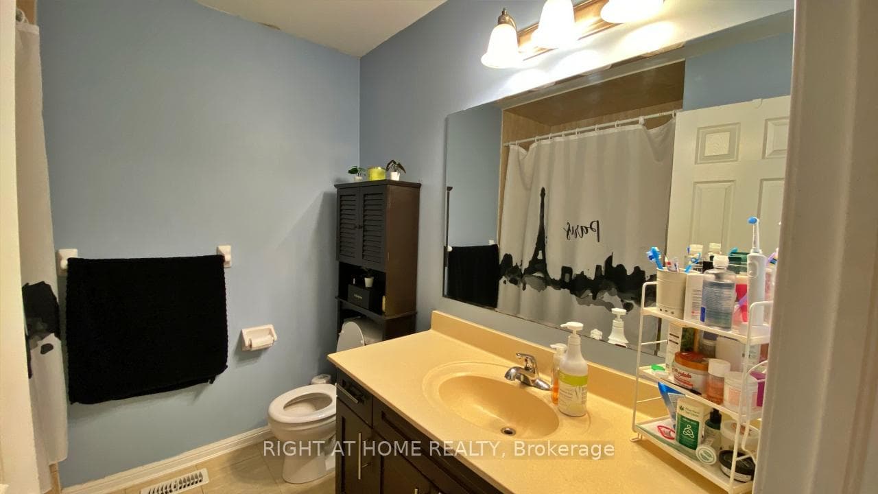 950 Whewell Trail photo 24
