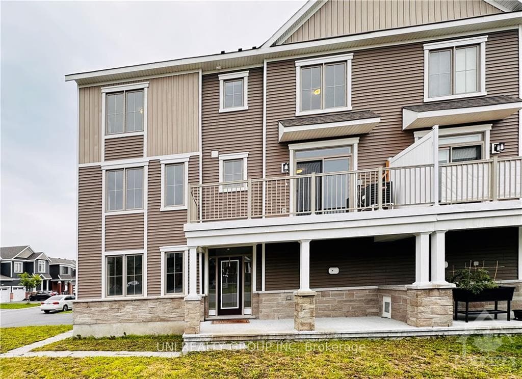78 CASPIAN Row photo 3