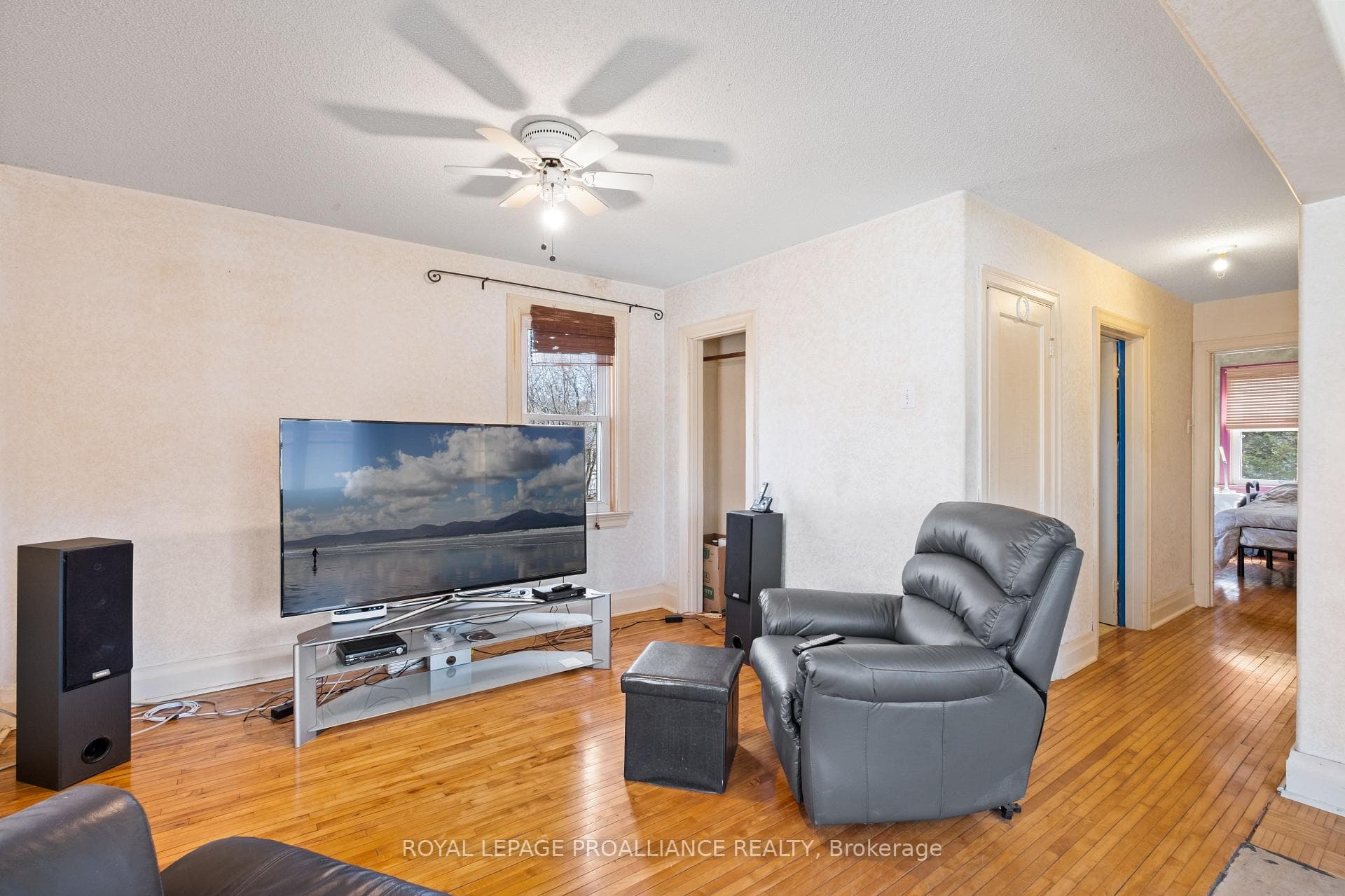 91 Baiden Street photo 18