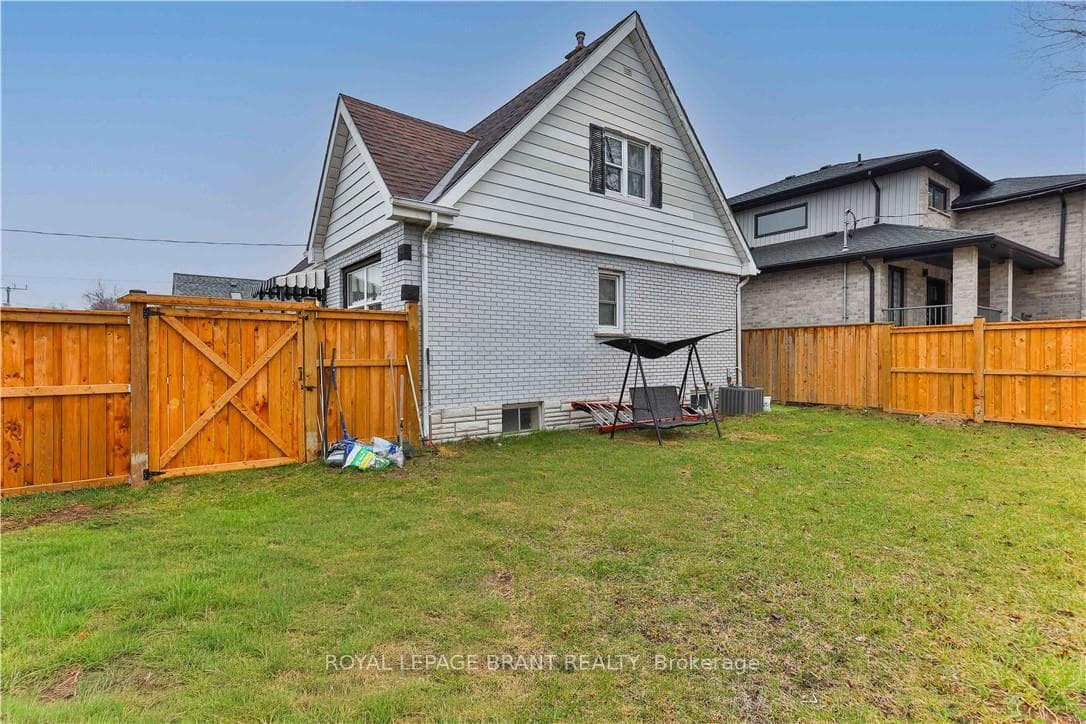 75 Tollgate Road photo 31