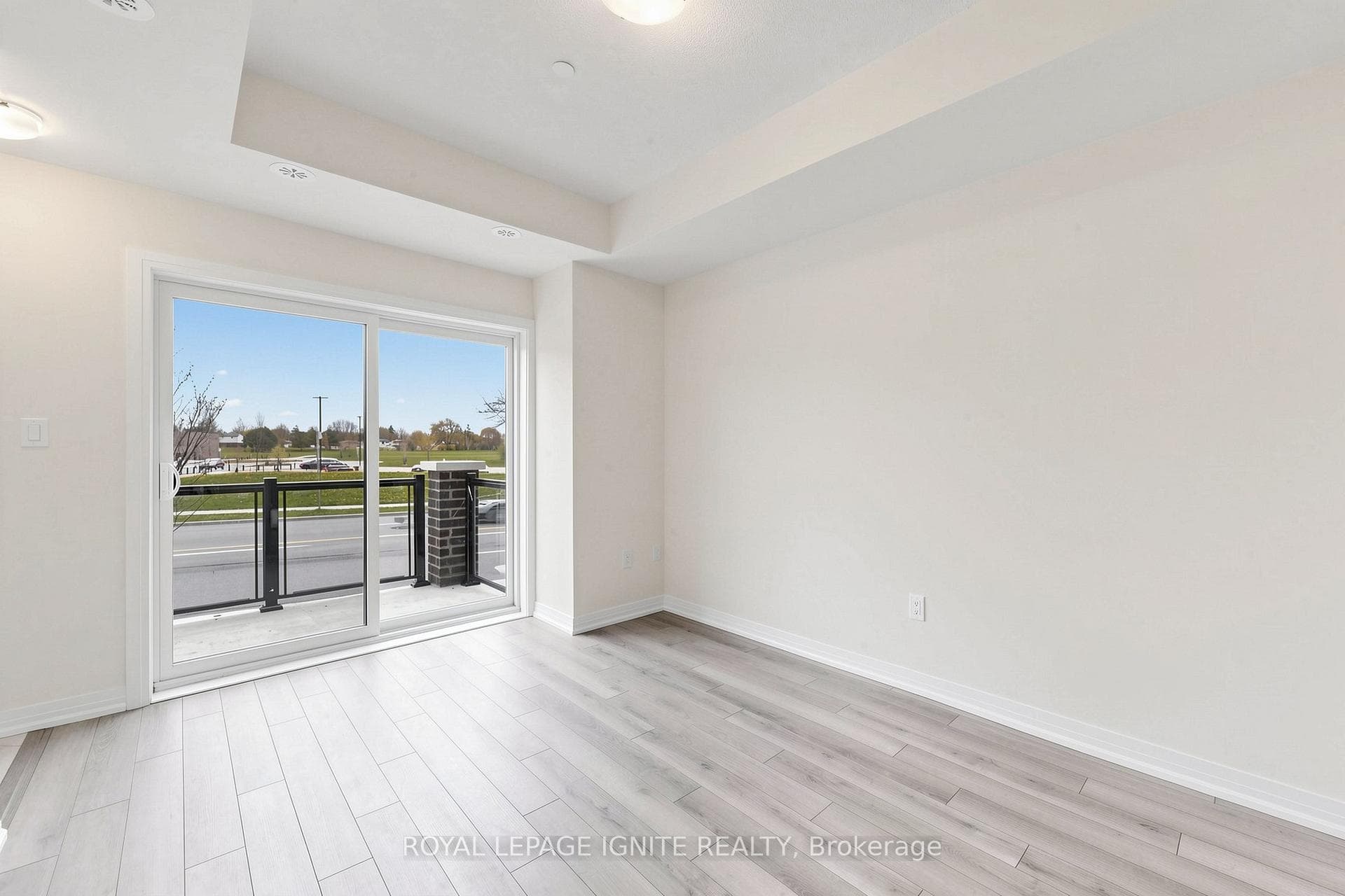 155 Tapscott Road Unit 22 photo 7