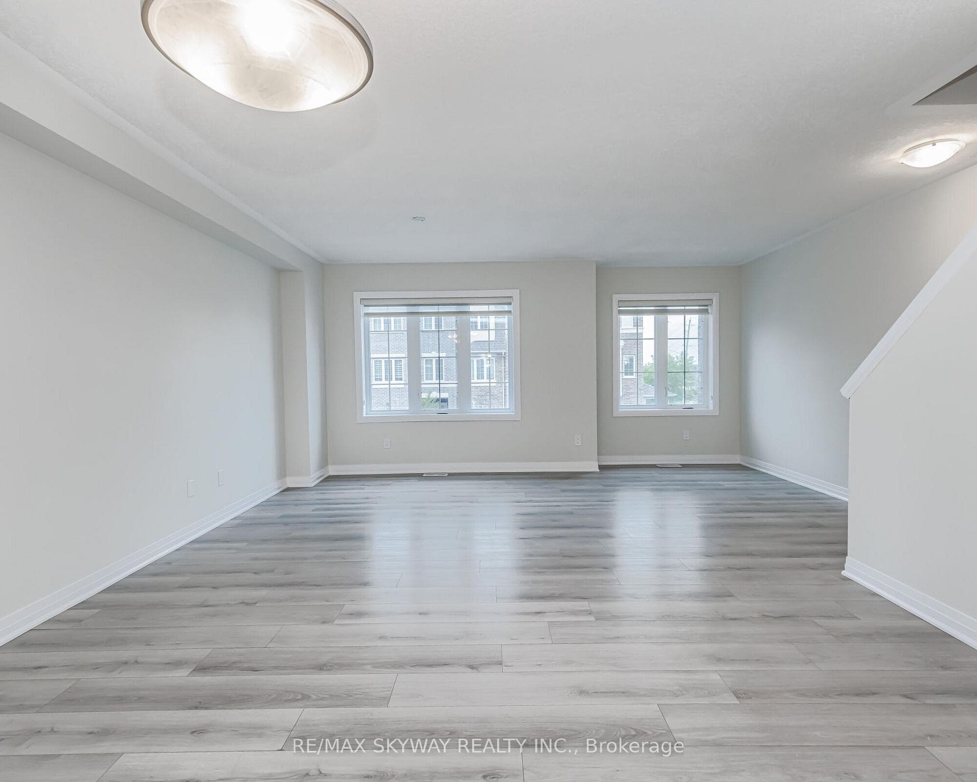 311 Woolwich Street Unit 5 photo 8