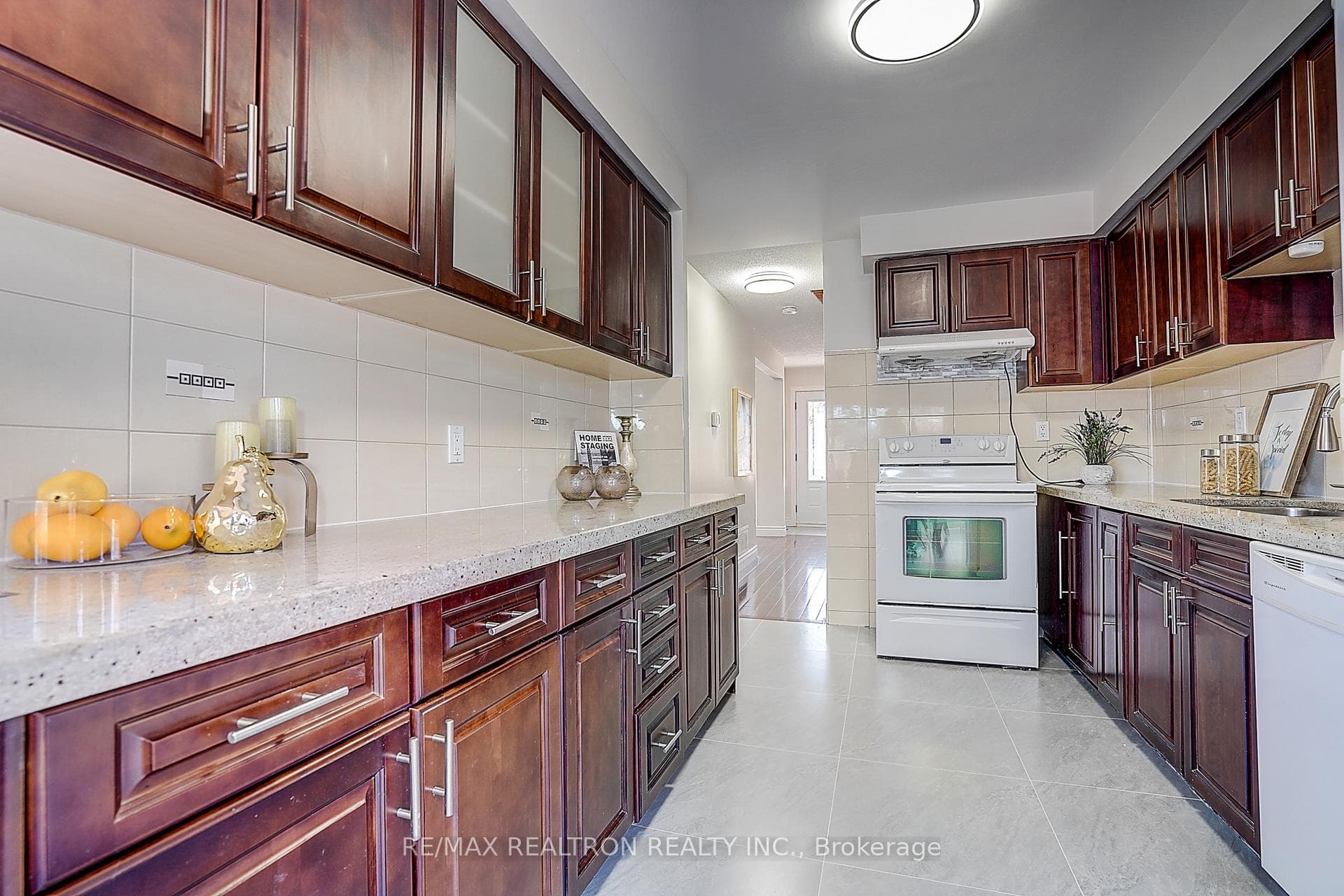 45 Stacey Crescent photo 16