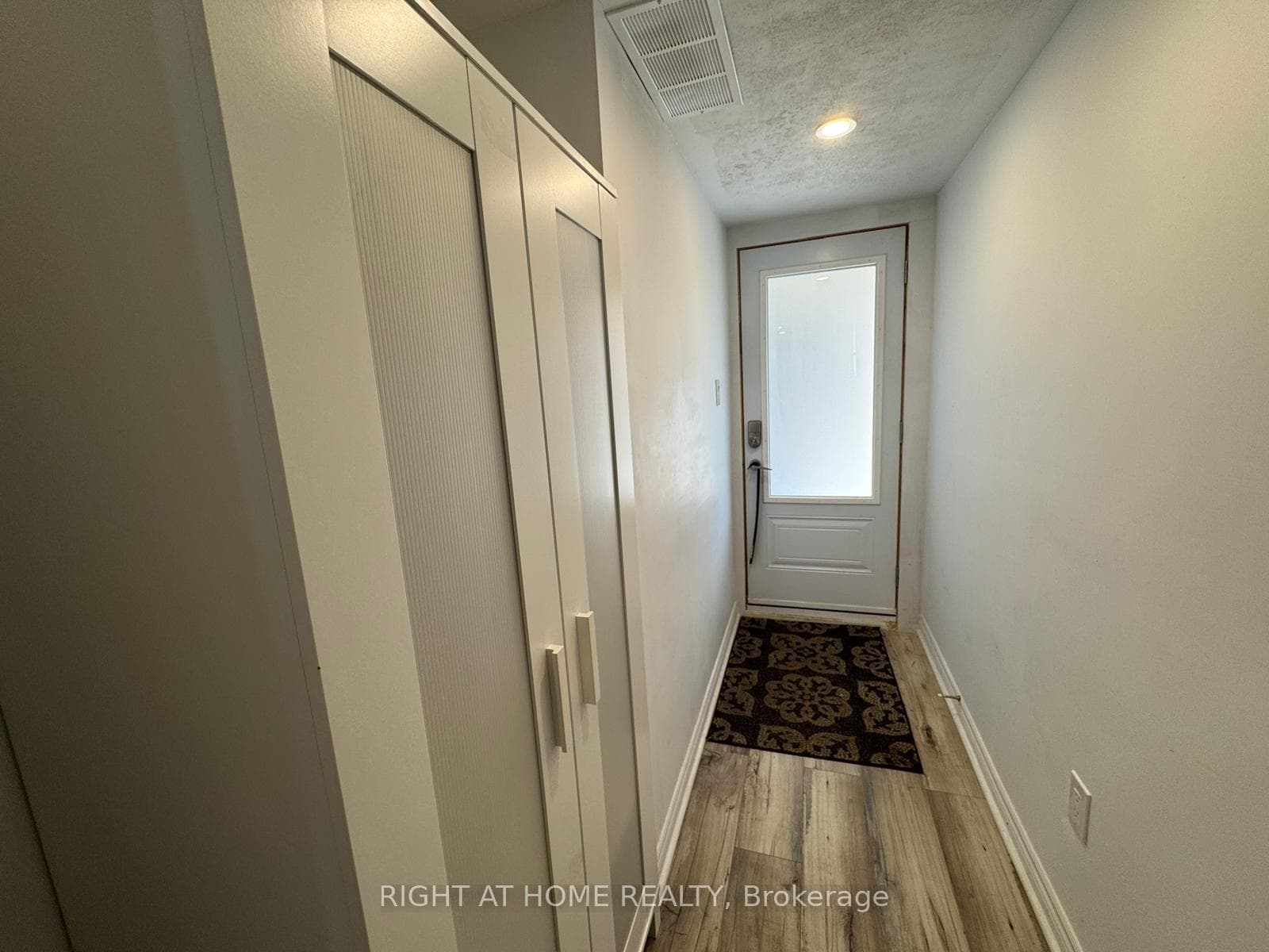 324 Burnett Avenue Unit lower level photo 17