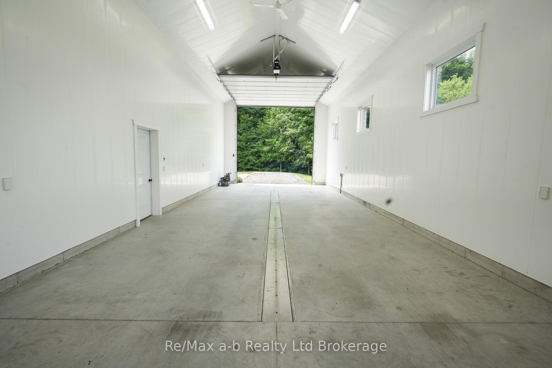 60 Otterview Drive photo 34