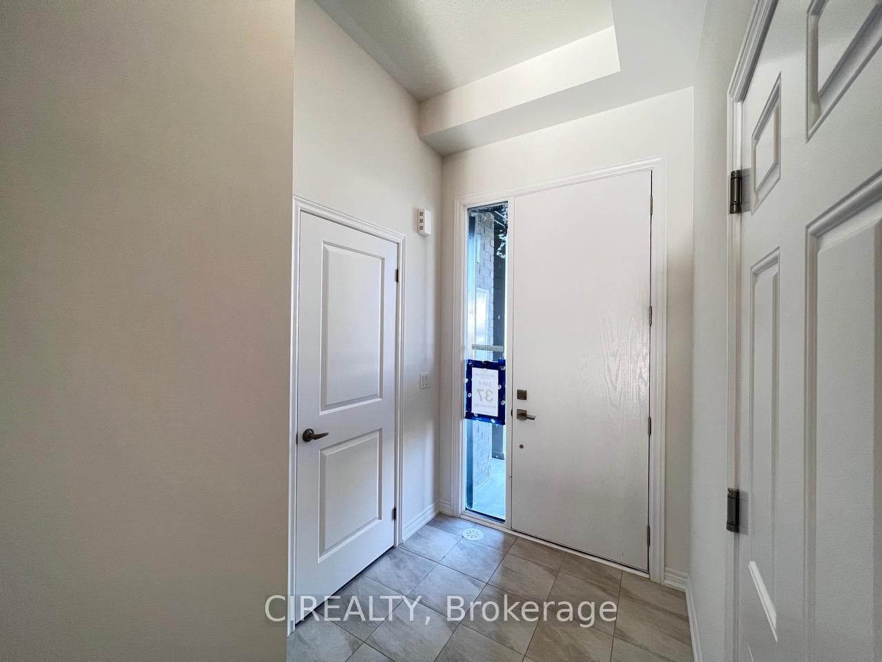 20 Sorbara Way photo 6