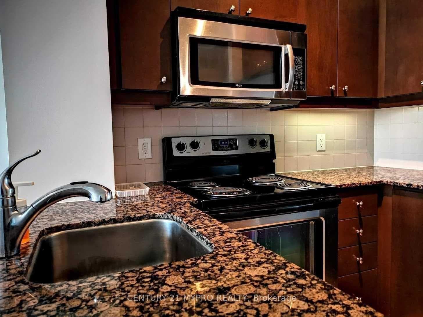 60 Absolute Avenue Unit 2206 photo 5