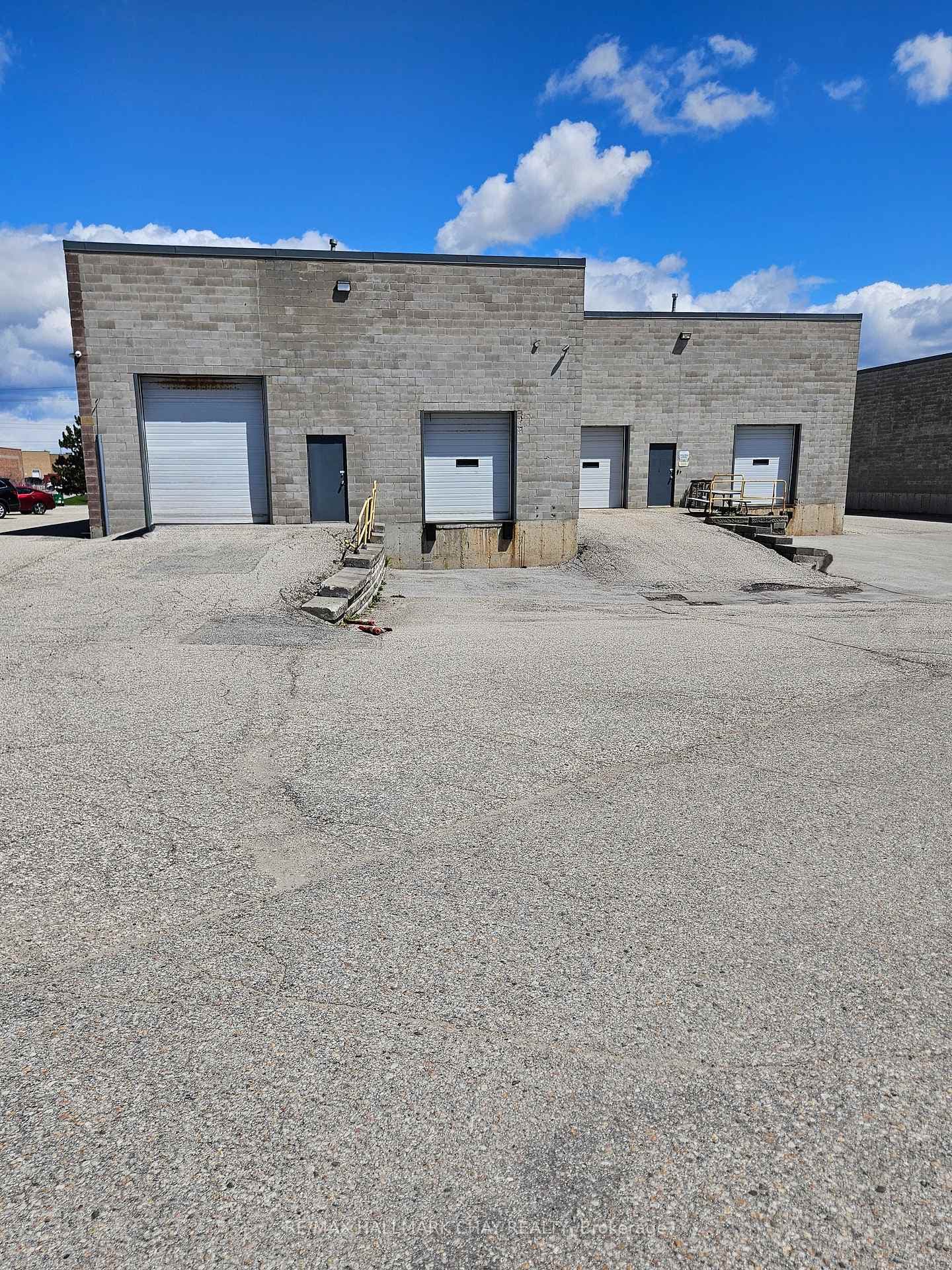94 Saunders Road Unit 1&2 photo 11