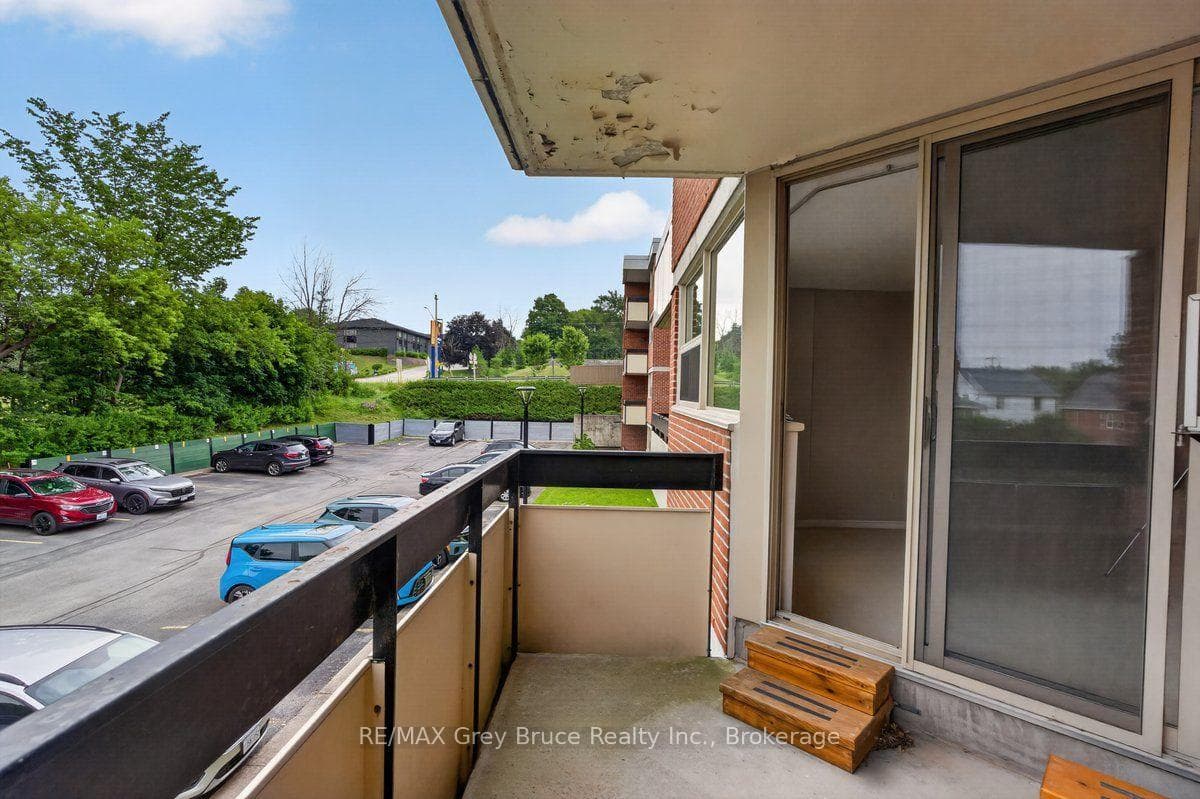 860 9th Street Unit 208 photo 7