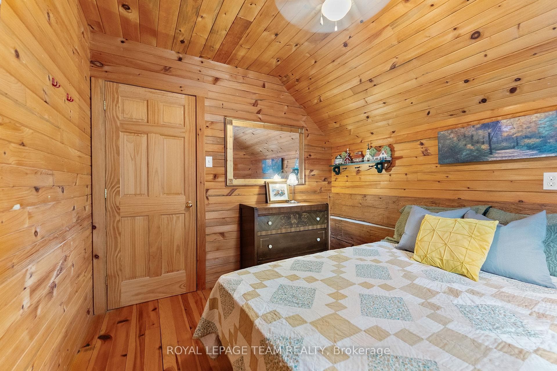 58 Hendry Lane photo 23