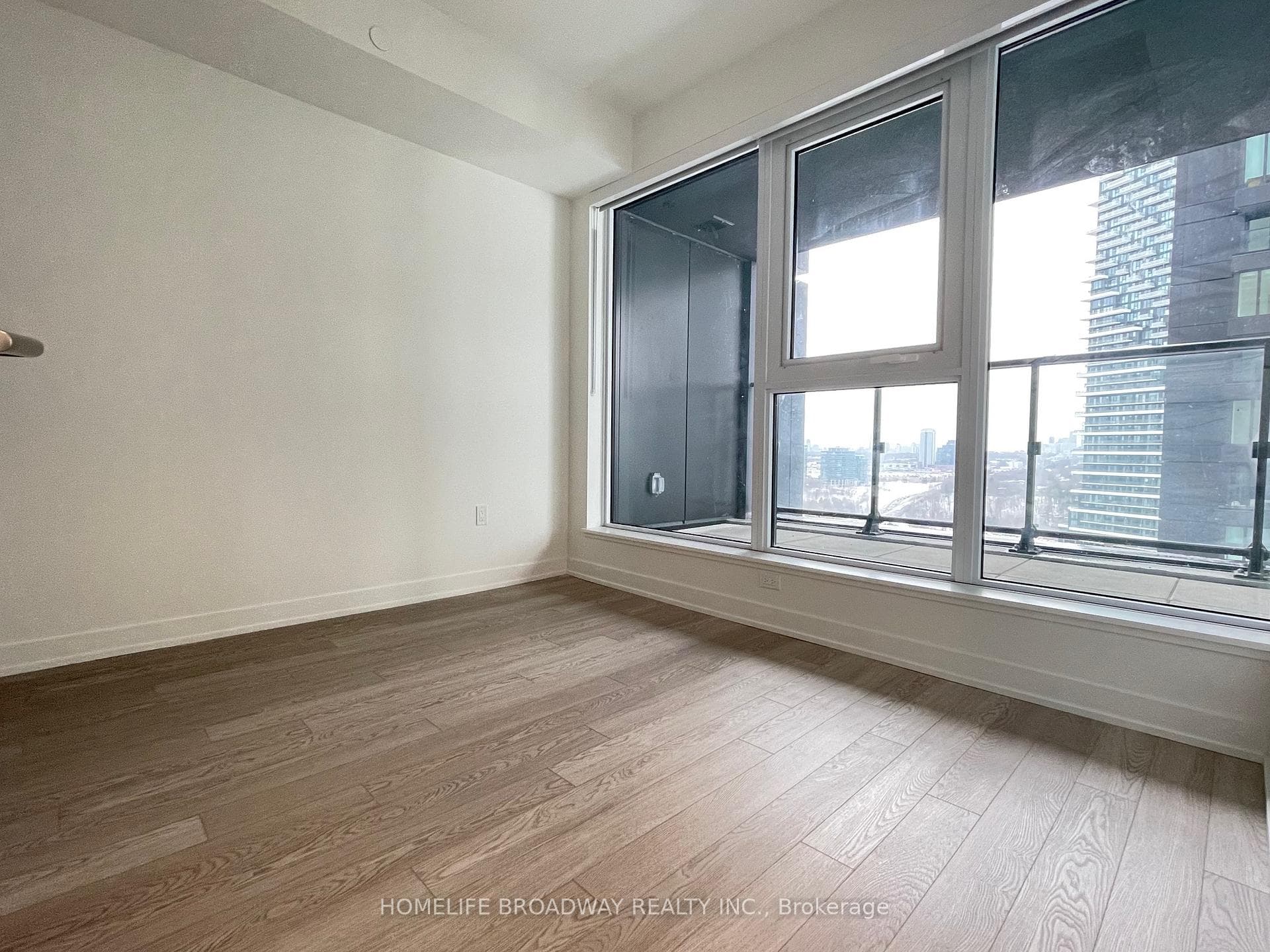 1 Quarrington Lane Unit 1705 photo 5