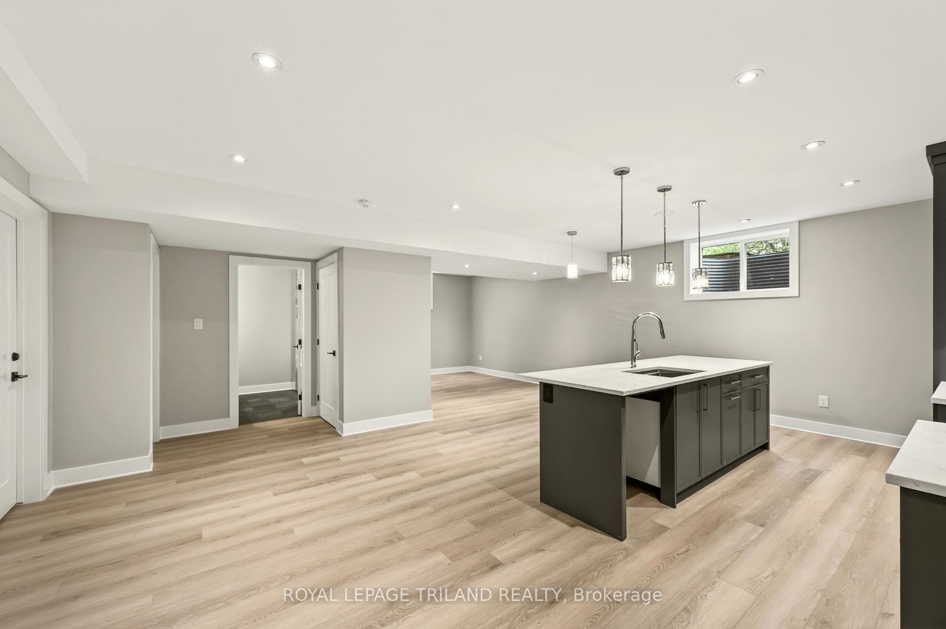 2244 Red Thorne Avenue photo 38