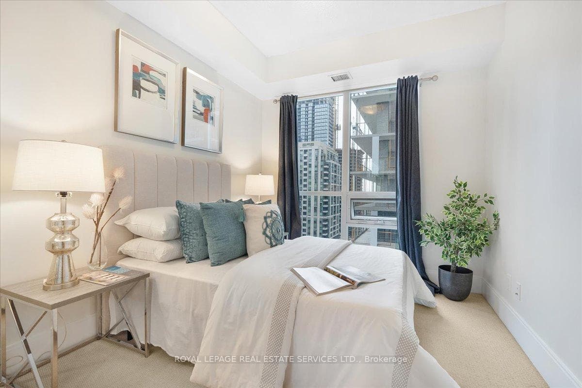 25 Broadway Avenue Unit 1004 photo 19