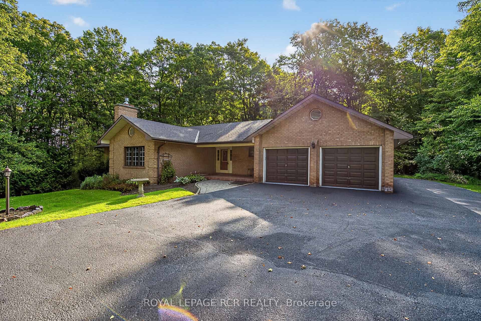 391 Goodwood Road photo 11