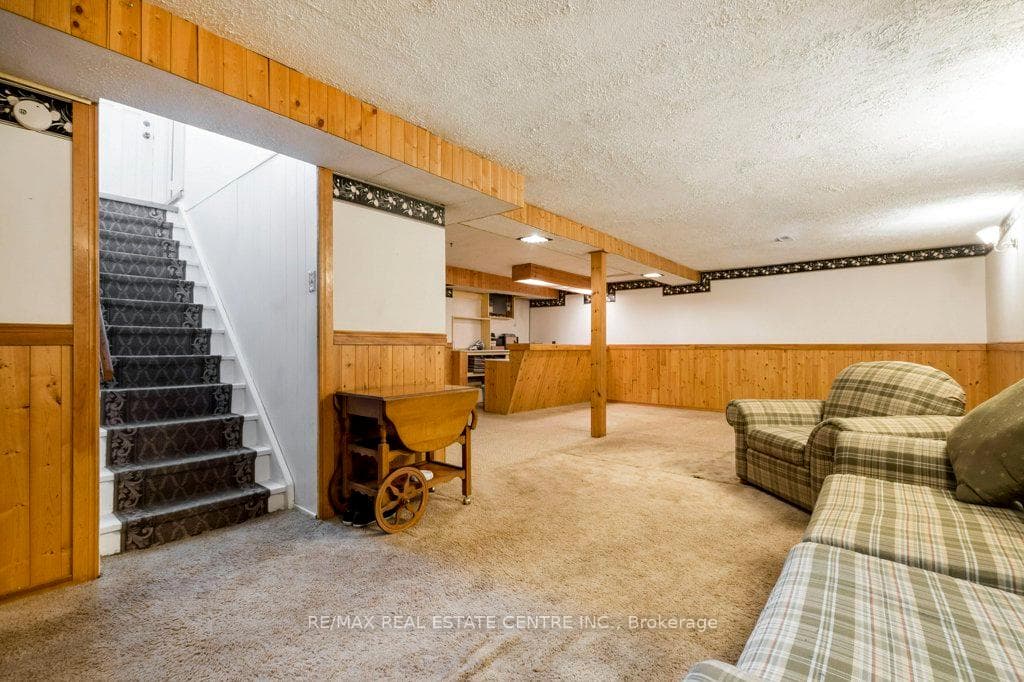 Large basement rec room