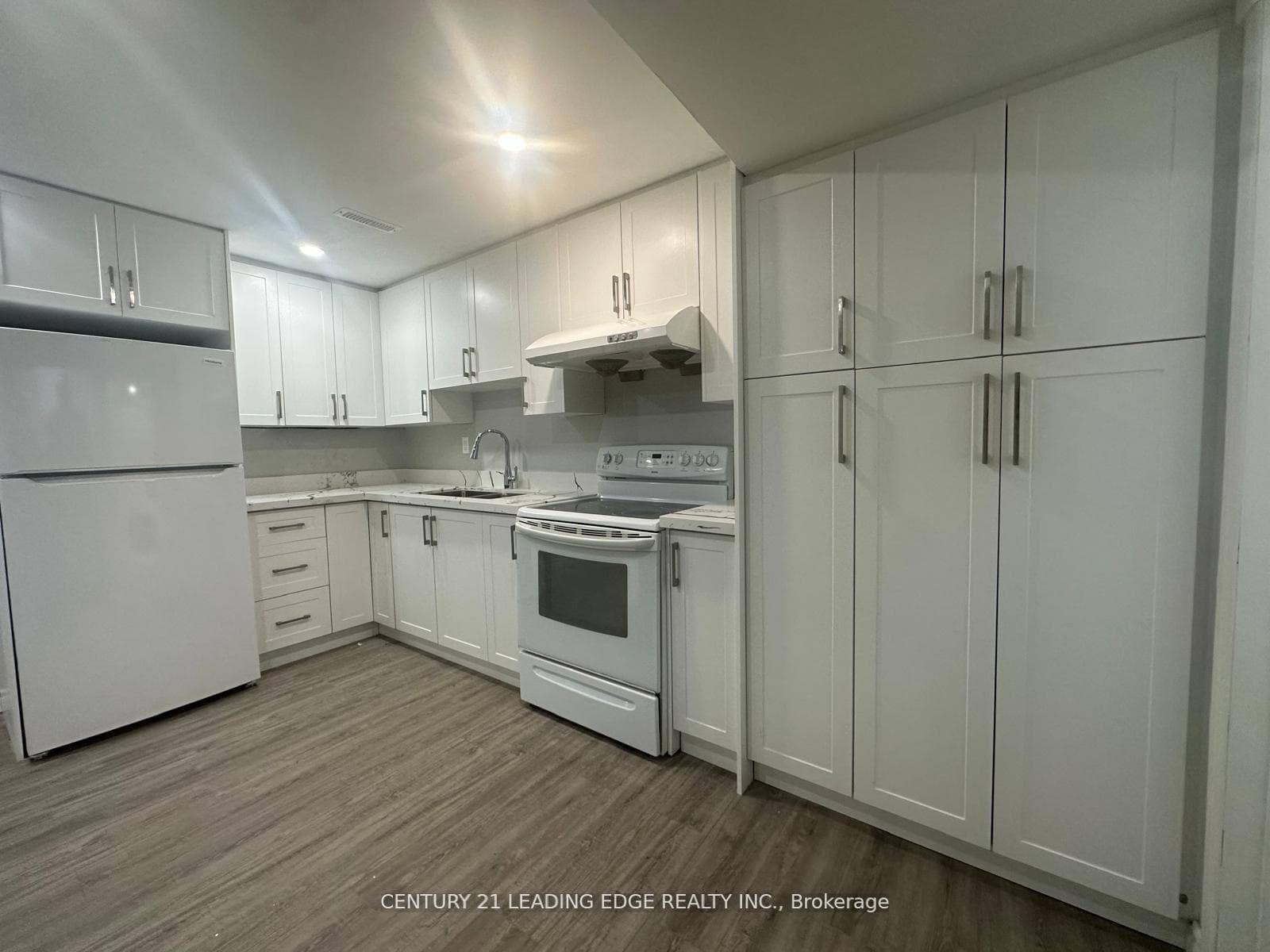 618 Beckworth Square Unit Bsmt photo 9