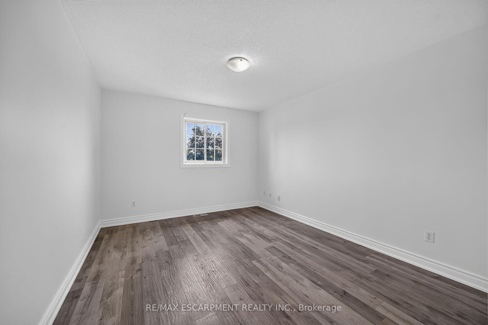 21 Springgarden Crescent photo 19