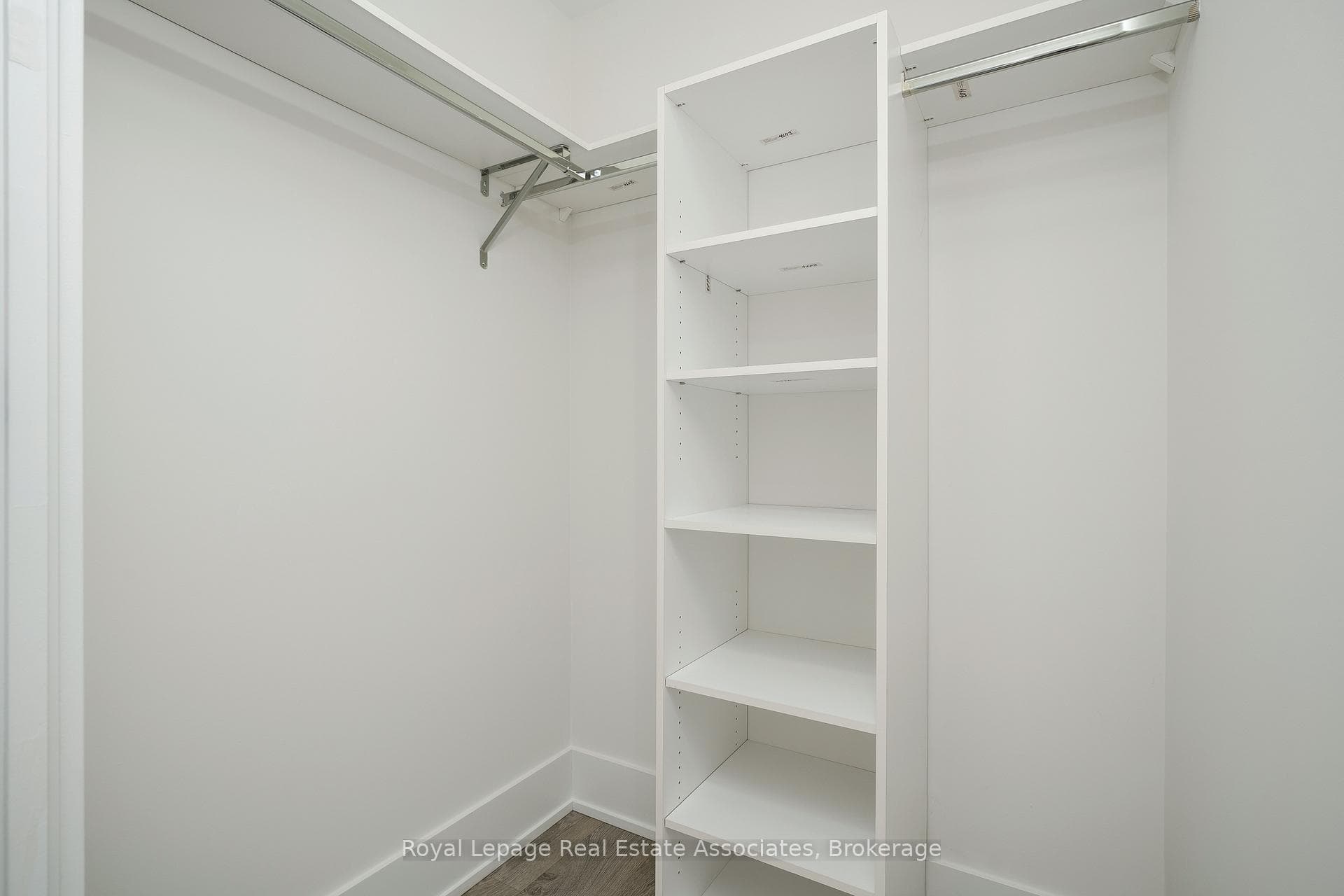 10 York Street Unit 4603 photo 17