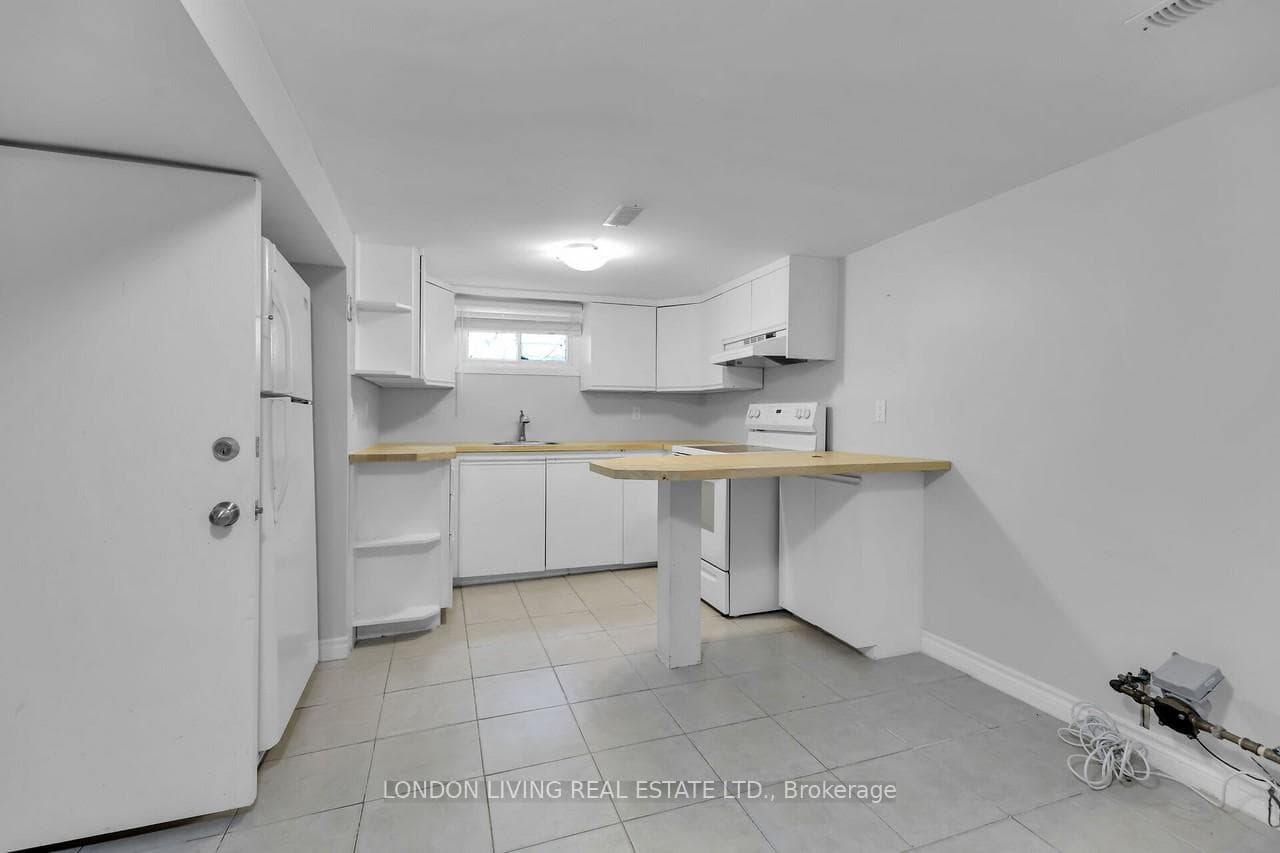 133 Empress Avenue photo 21