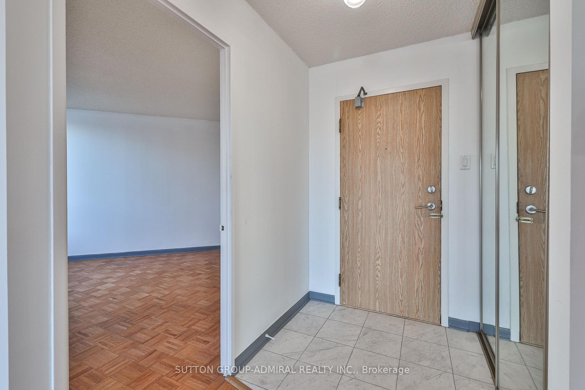 1131 Steeles Avenue Unit 314 photo 3