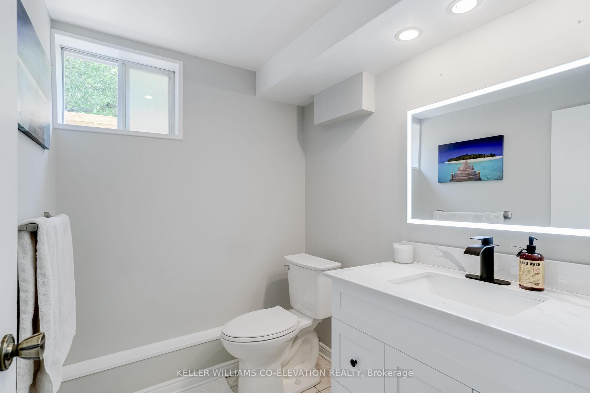 27 Sir Bodwin Place photo 25