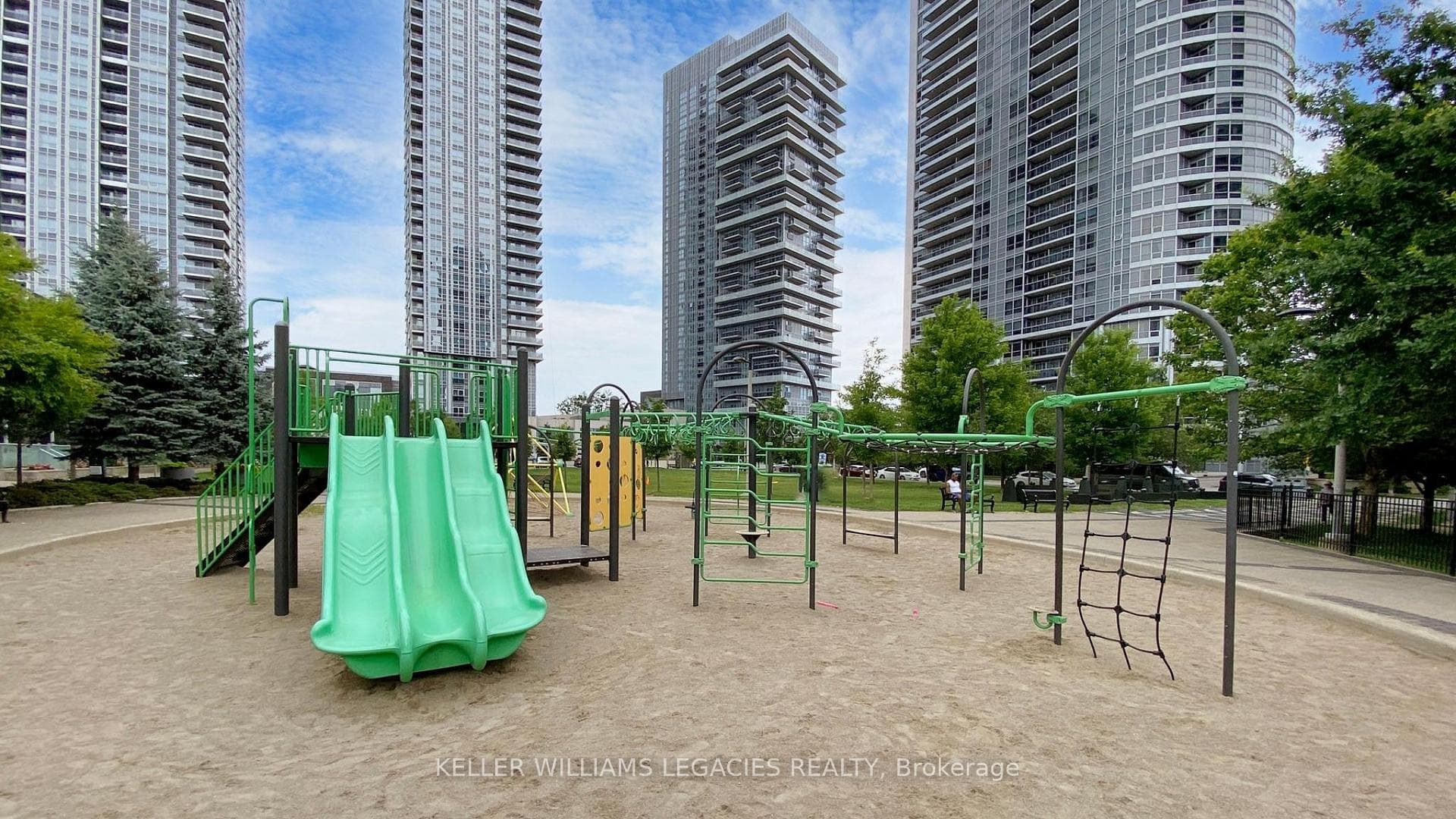 181 Village Green Square Unit 719 photo 22