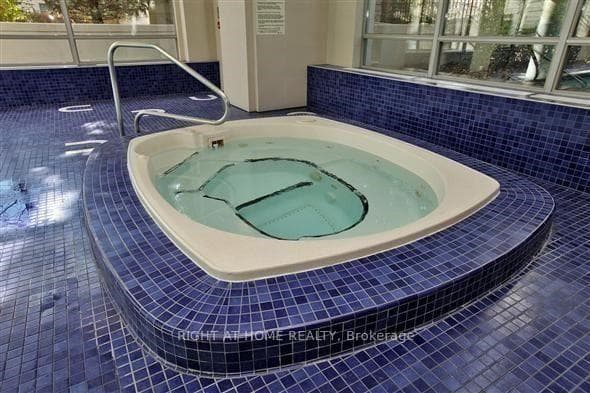hot tub