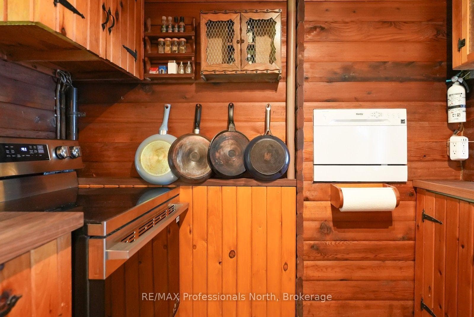 1042 Platinum Bay Road photo 11