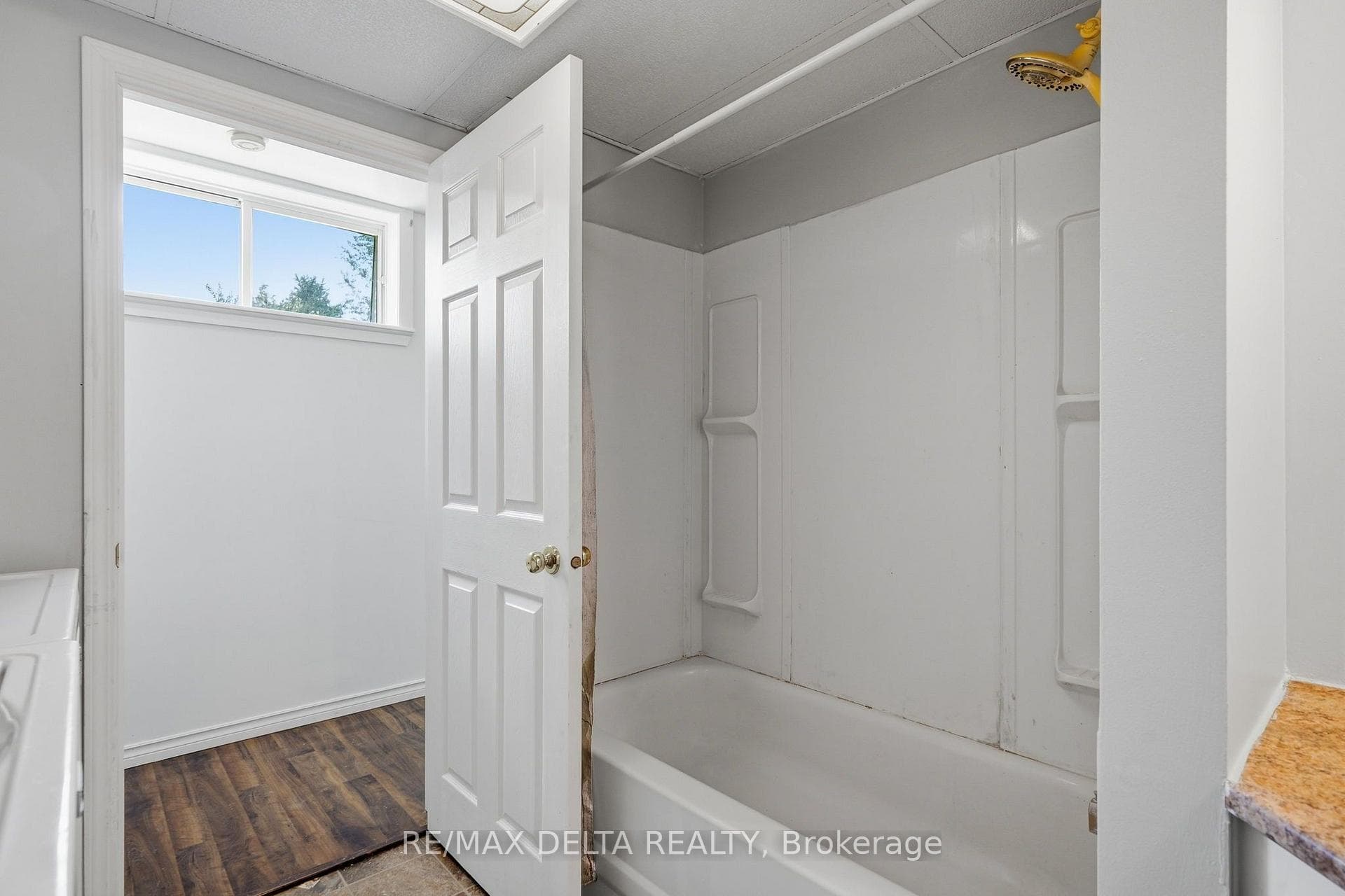 687 Ste-Marie Street photo 21