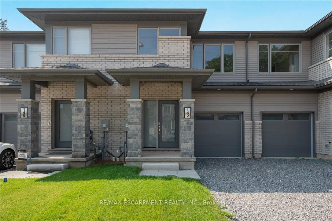 142 Willson Drive photo 3