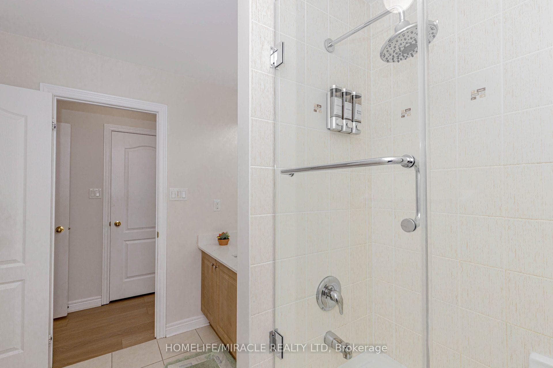 452 Nairn Circle photo 36