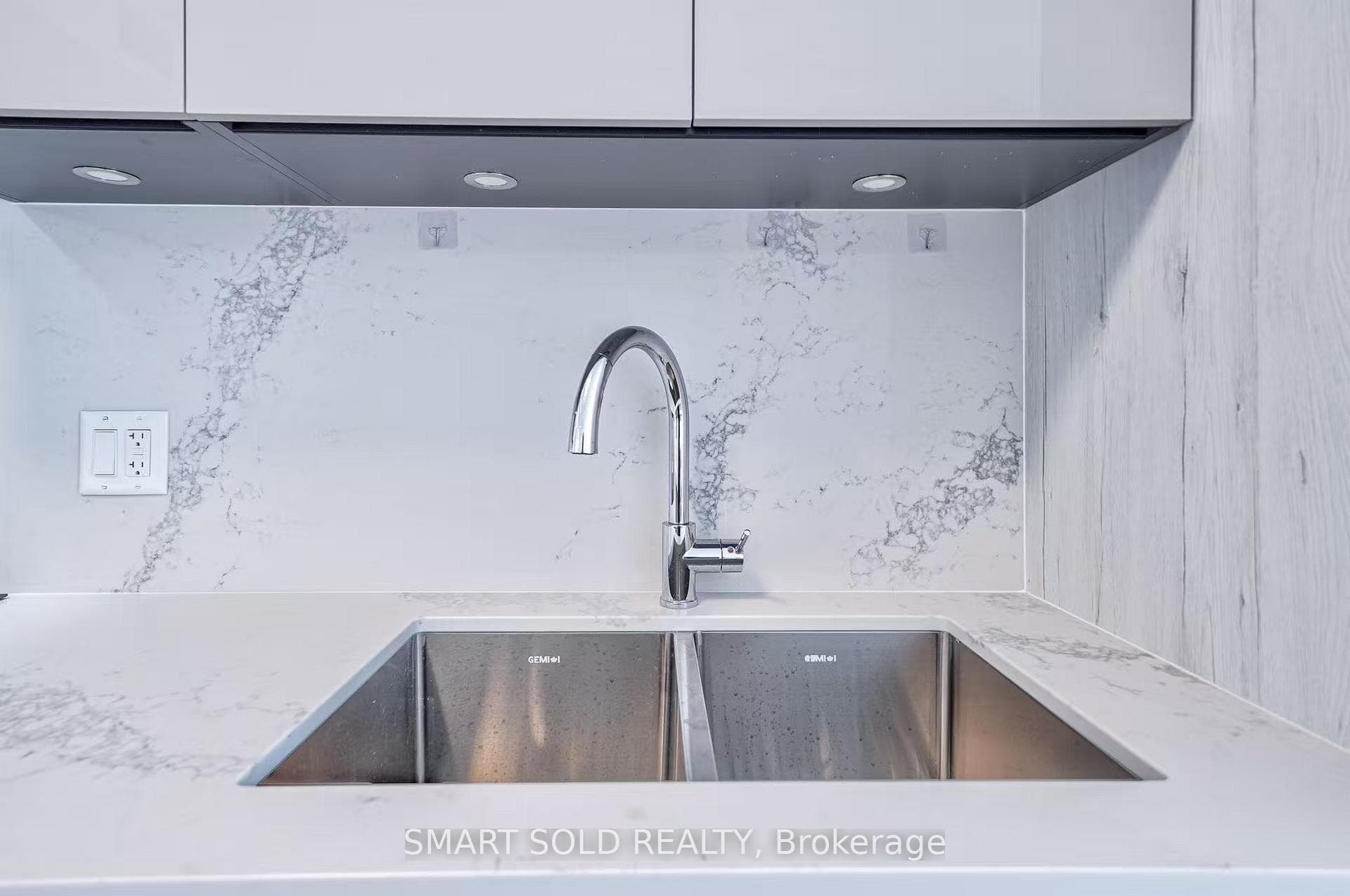 8 Water Walk Drive Unit C 2701 photo 31
