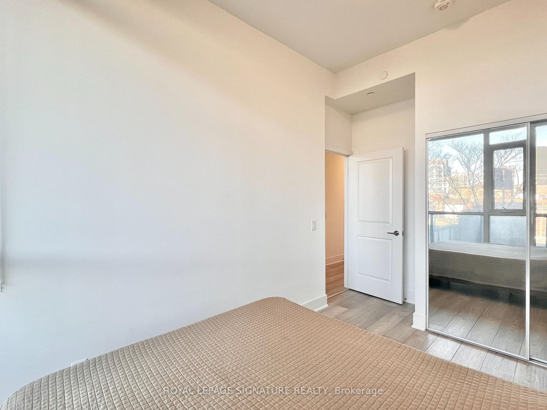 120 Parliament Street Unit 303 photo 16