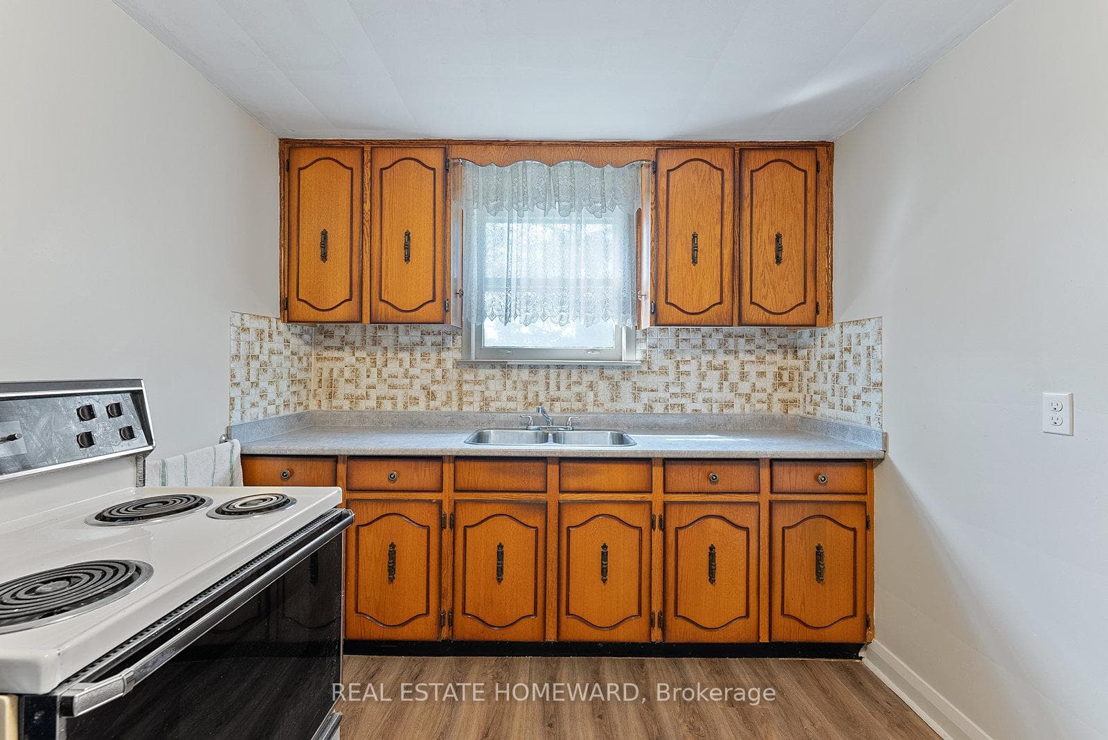 99 Park Street photo 5