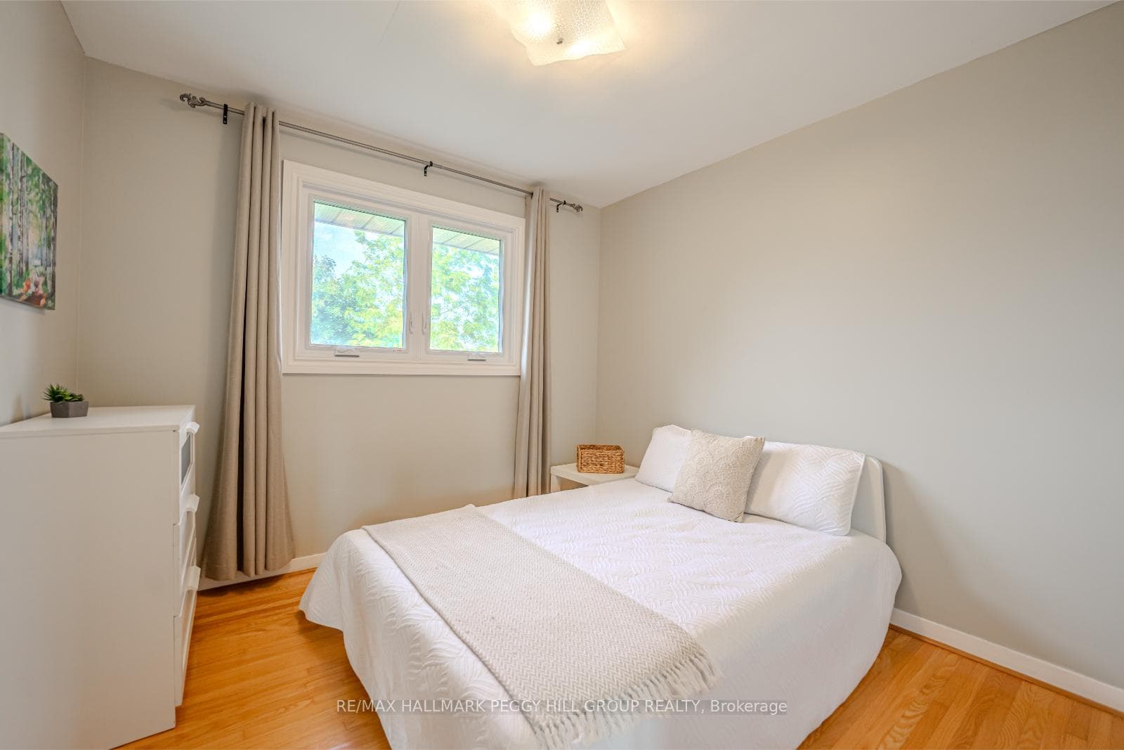 42 Ottaway Avenue photo 11