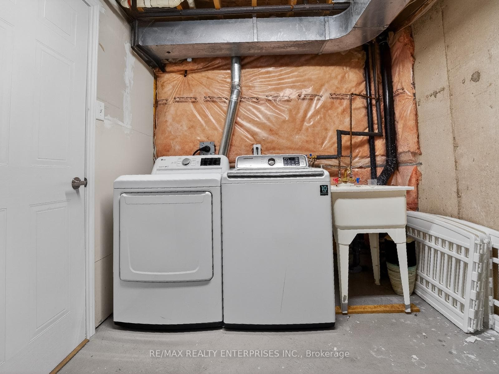 2920 Headon Forest N/A Unit 19 photo 31