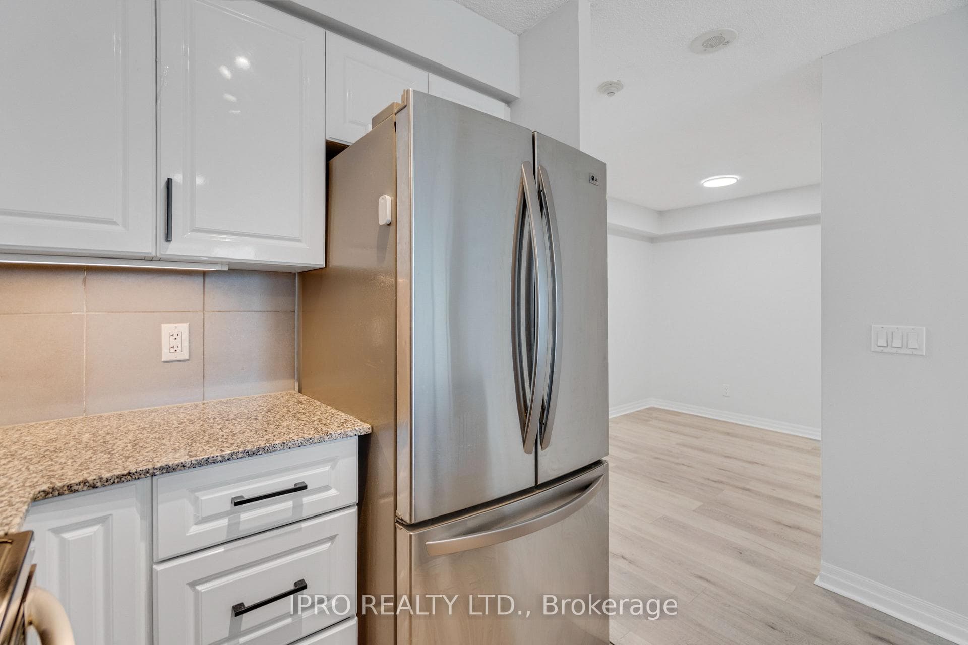 16 Yonge Street Unit 2007 photo 21