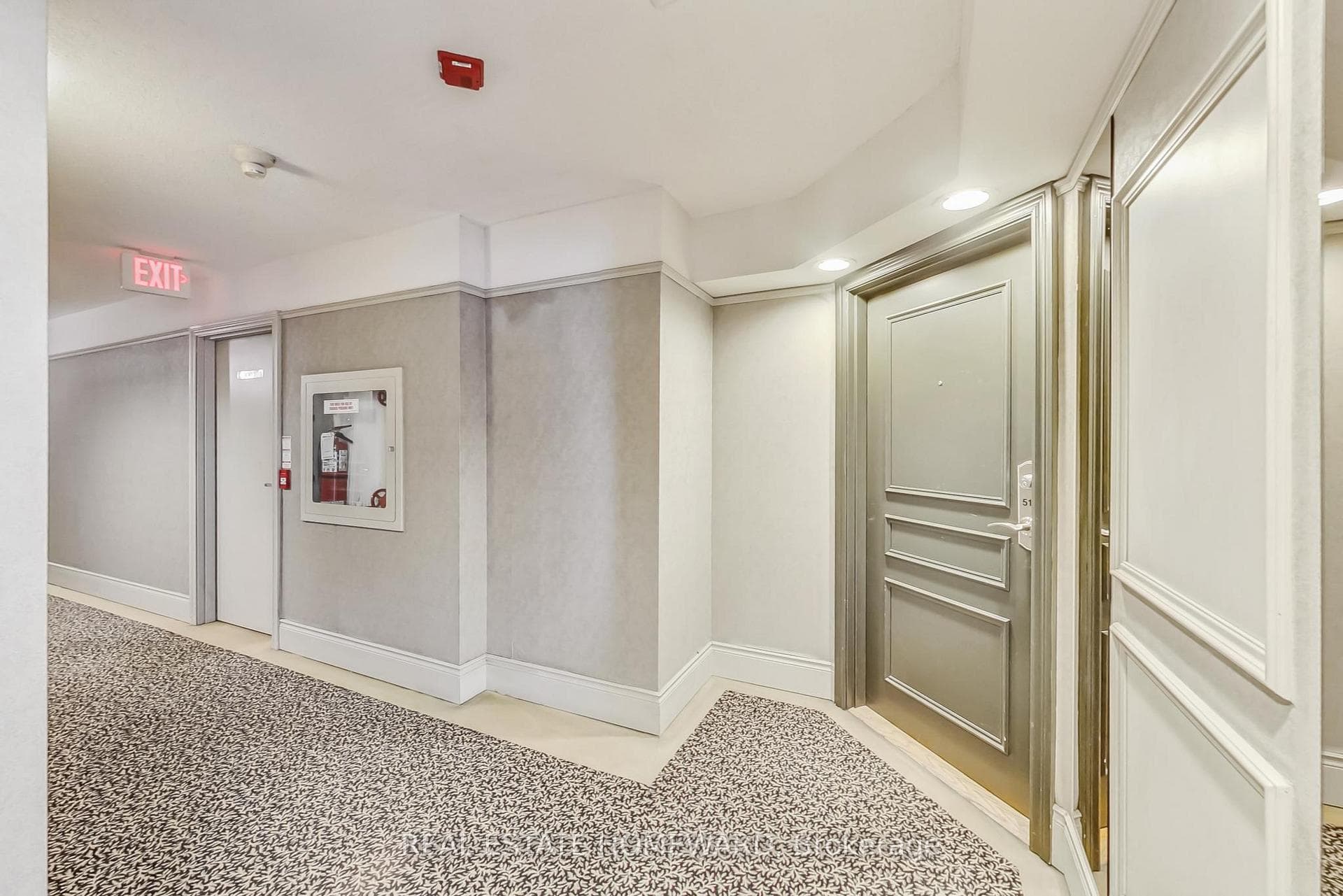 1030 Sheppard Avenue Unit 513 photo 2