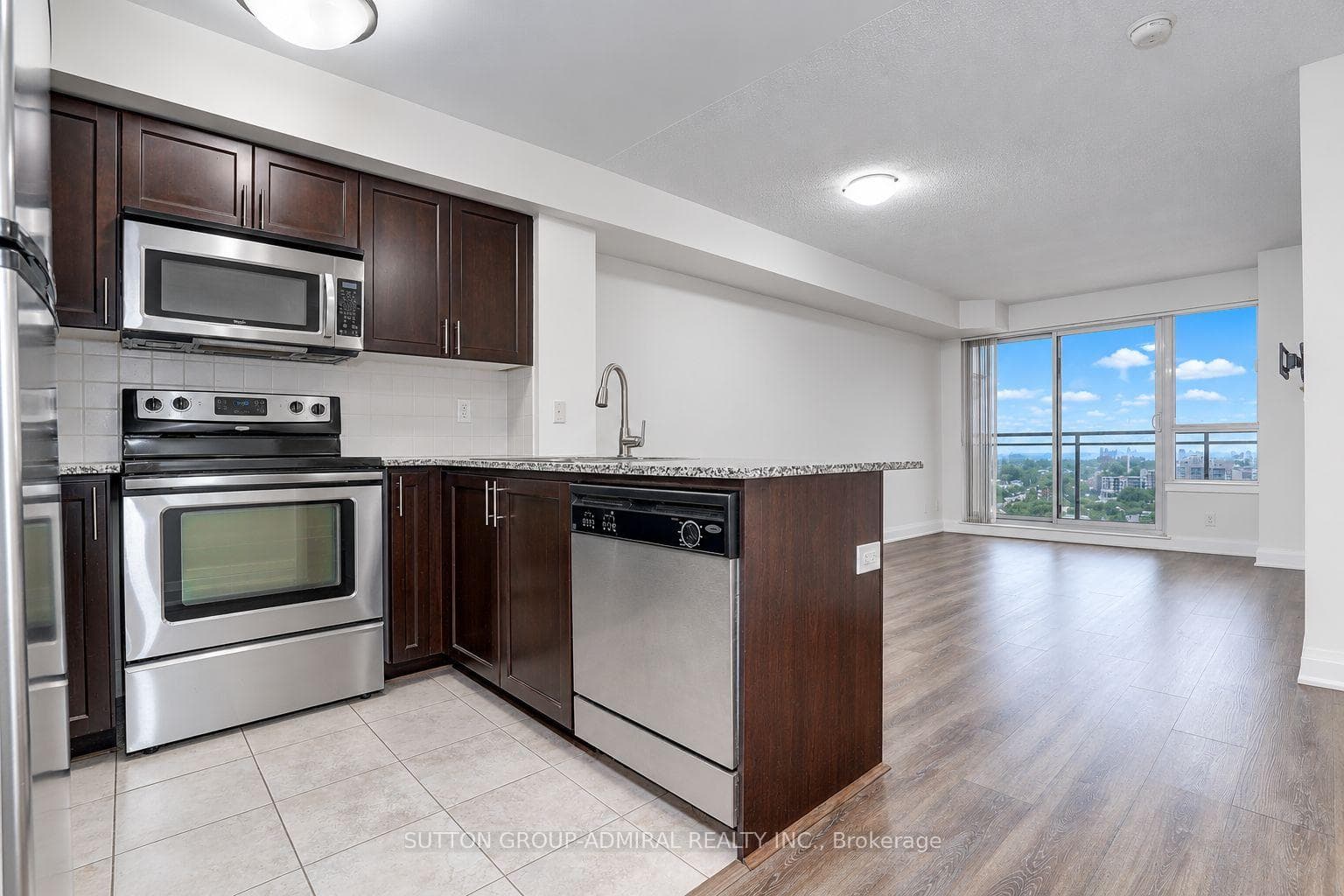 1060 Sheppard Avenue Unit 1408 photo 10