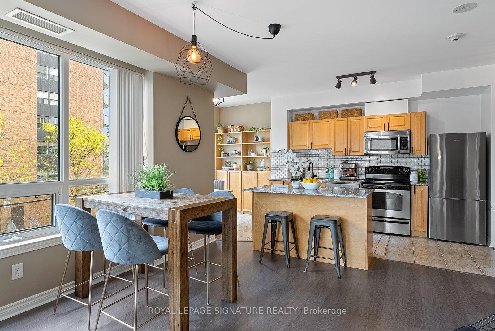 3865 Lake Shore Boulevard Unit 314 photo 10
