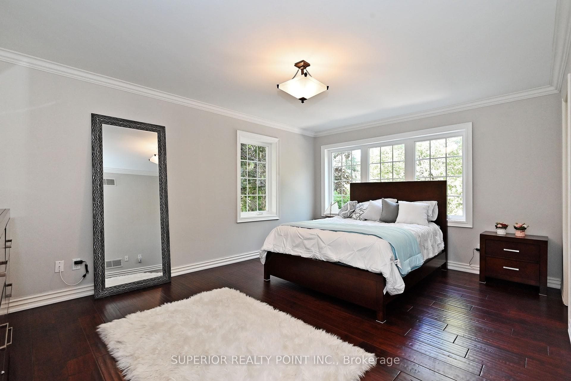 51 Highgrove Crescent photo 18