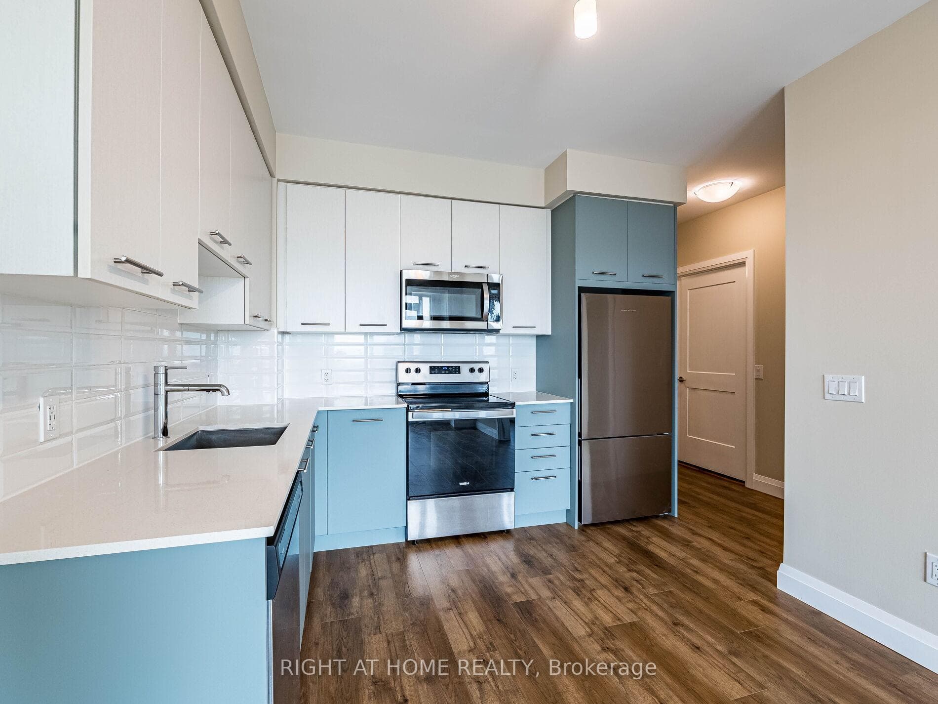 385 Winston Road Unit 804 photo 28