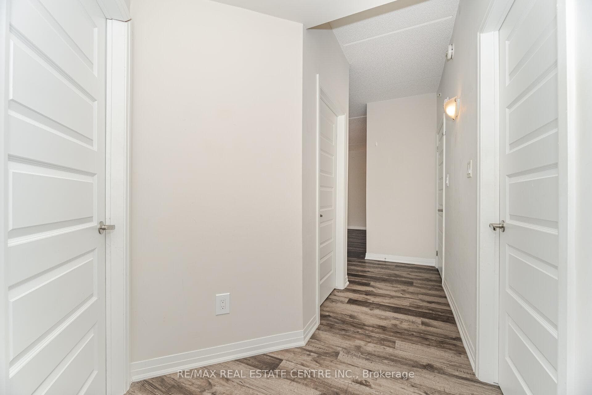 610 Farmstead Drive Unit 320 photo 33