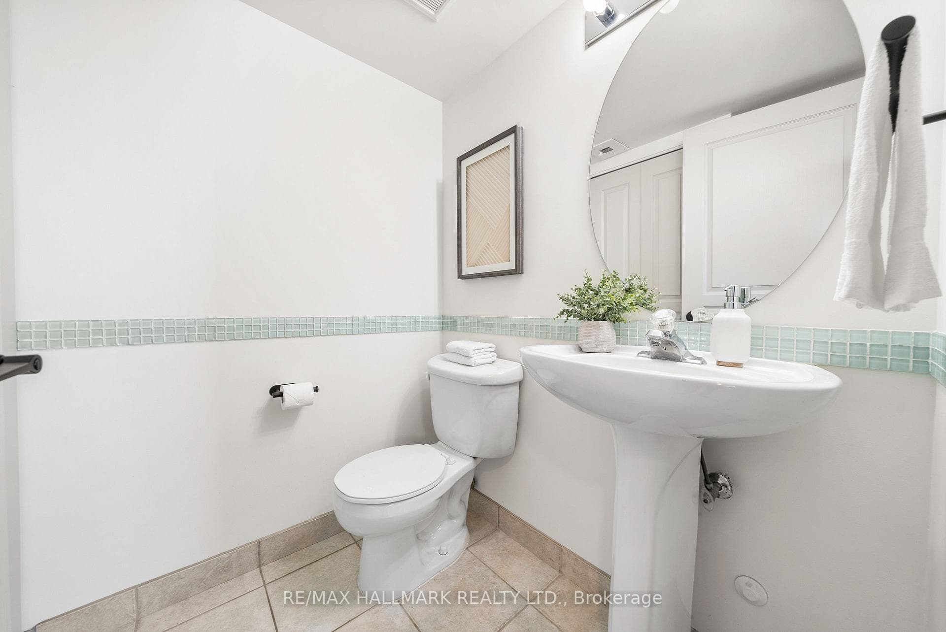 2585 Erin Centre Boulevard Unit 1002 photo 15