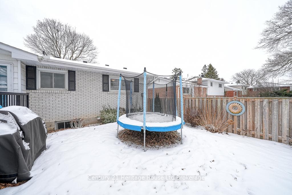 19 Meadow Road photo 37