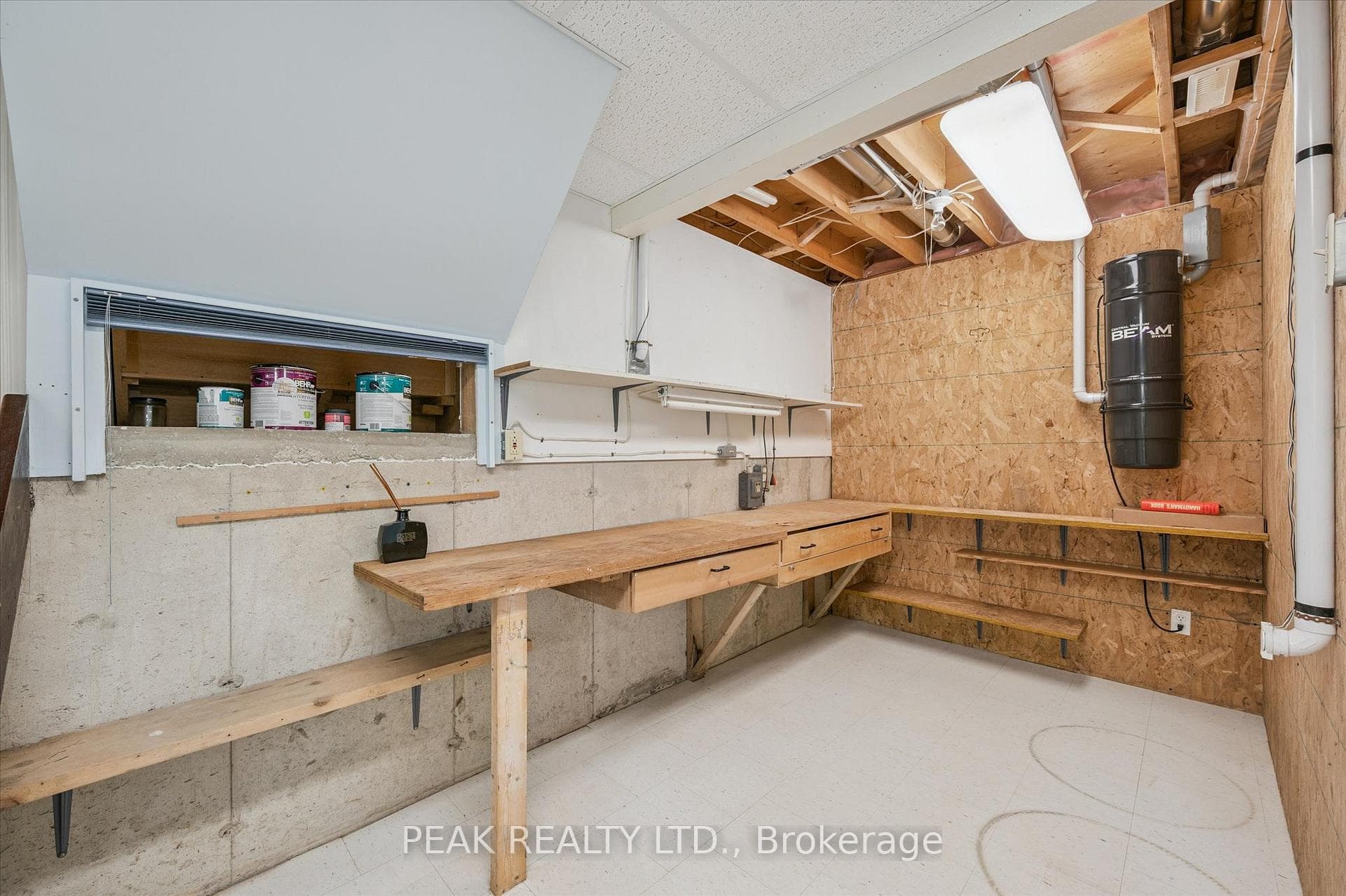 359 Westvale Drive photo 37
