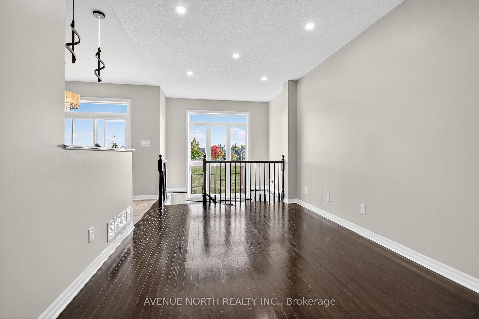 629 Sunburst Street photo 41
