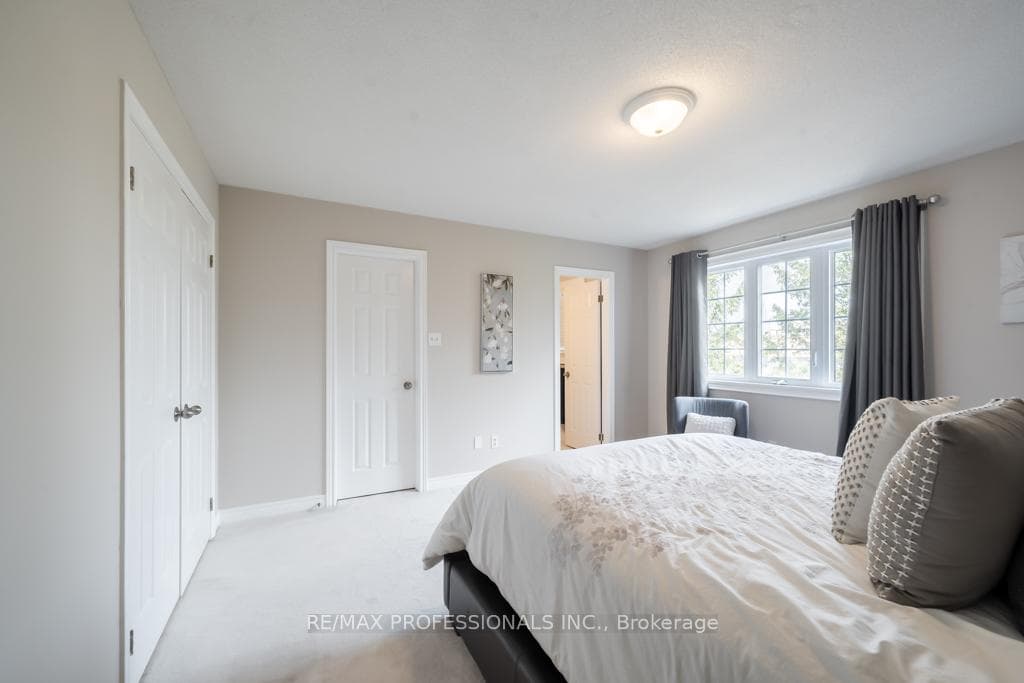2880 Headon Forest Drive Unit 43 photo 14