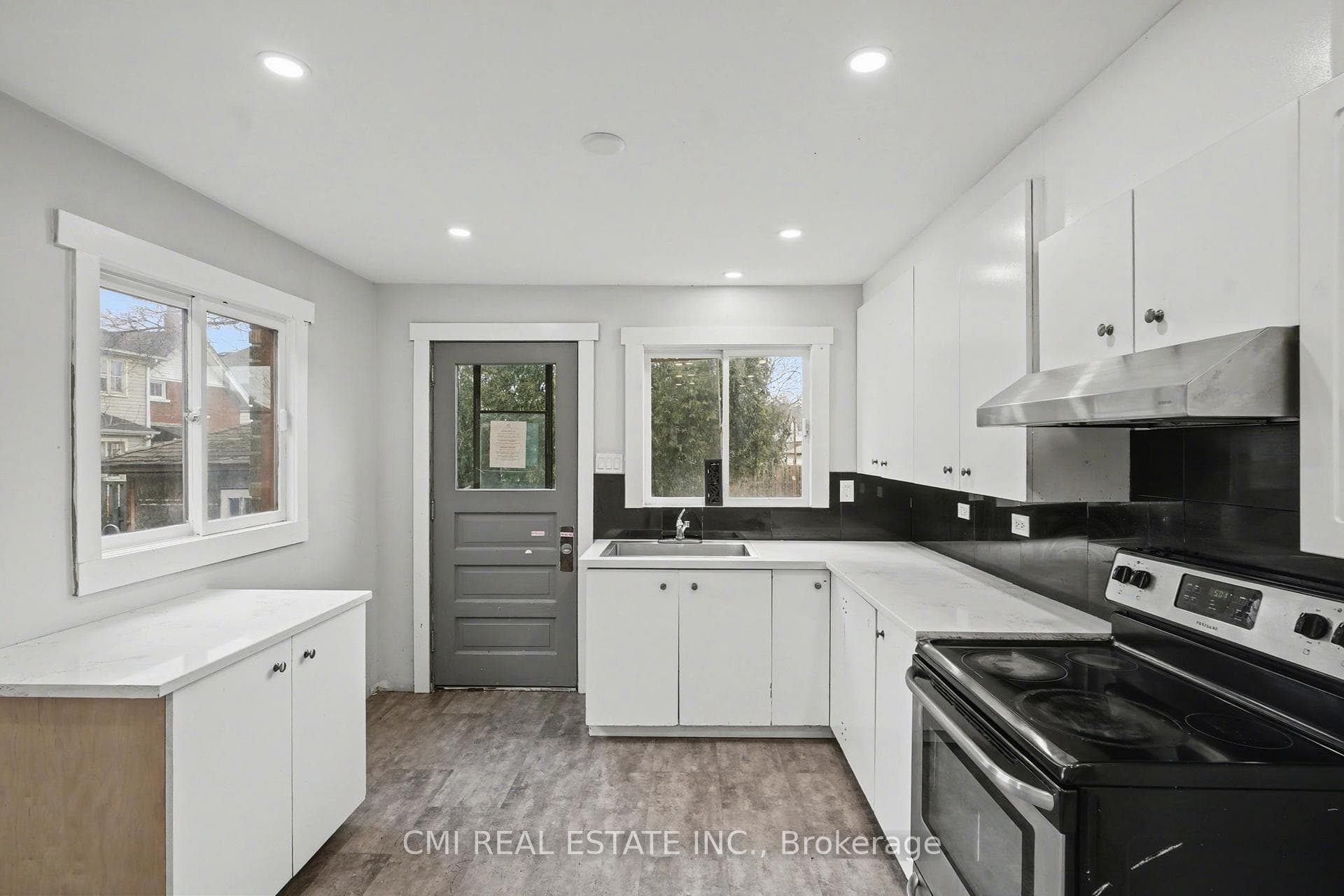 4824 Fourth Avenue photo 10